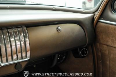 1952 Chevrolet Fleetline Patina Restomod