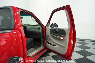 2002 Ford F-150 SVT Lightning