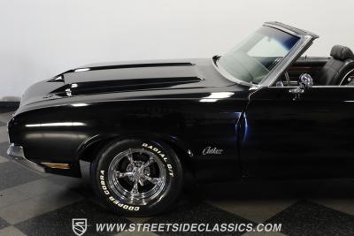 1970 Oldsmobile Cutlass Supreme Convertible