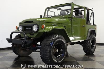 1975 Toyota Land Cruiser FJ40 Restomod