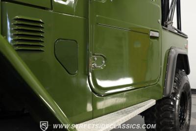 1975 Toyota Land Cruiser FJ40 Restomod