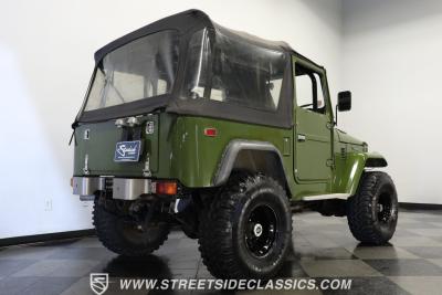 1975 Toyota Land Cruiser FJ40 Restomod