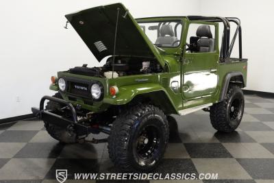 1975 Toyota Land Cruiser FJ40 Restomod