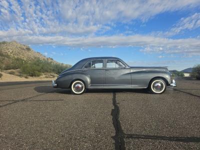 1947 Packard Custom Super Clipper Club Sedan