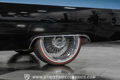 1966 Cadillac DeVille Convertible Restomod