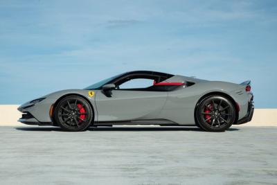 2025 Ferrari SF90 SPIDER