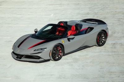 2025 Ferrari SF90 SPIDER