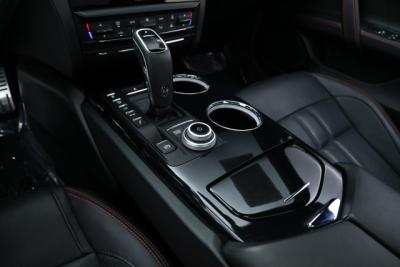 2022 Maserati Quattroporte