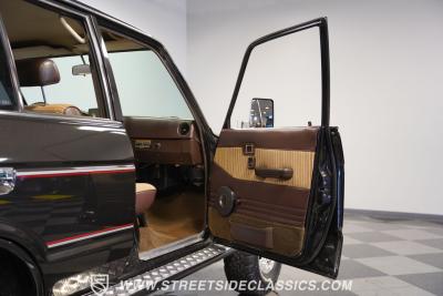 1984 Toyota Land Cruiser FJ60 LS3 Restomod