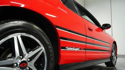 2004 Chevrolet Monte Carlo SS Supercharged Dale Earnhardt Jr. Edition