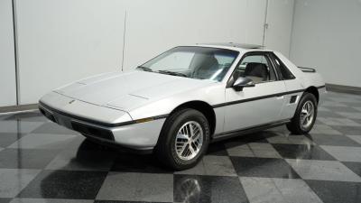 1985 Pontiac Fiero SE