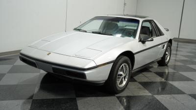 1985 Pontiac Fiero SE