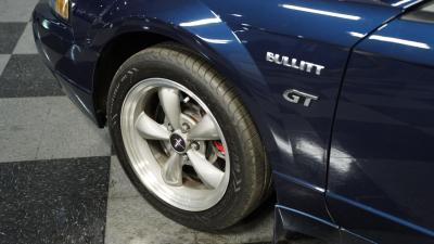 2001 Ford Mustang Bullitt GT