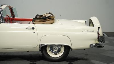 1956 Ford Thunderbird