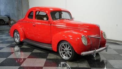 1939 Ford Deluxe Restomod