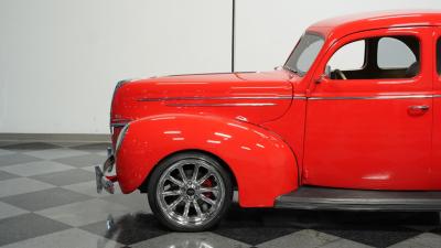 1939 Ford Deluxe Restomod