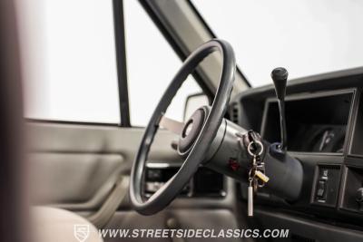 1991 Jeep Comanche Pioneer