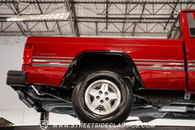 1991 Jeep Comanche Pioneer