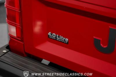 1991 Jeep Comanche Pioneer