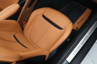 2025 Ferrari ROMA SPIDER