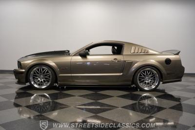 2005 Ford Mustang GT Supercharged