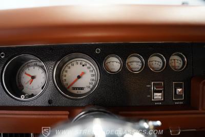 1970 Plymouth Road Runner 472 Hemi