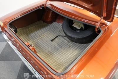 1970 Plymouth Road Runner 472 Hemi