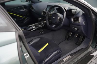 2020 Aston Martin Vantage