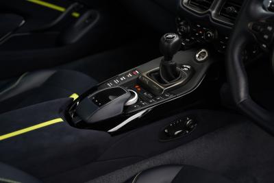 2020 Aston Martin Vantage