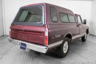 1970 GMC Chevrolet Pickup V8