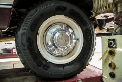 1970 GMC Chevrolet Pickup V8