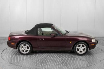 2000 Mazda MX-5