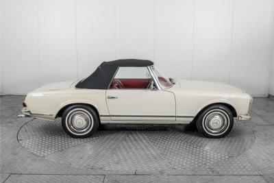 1964 Mercedes - Benz 200-serie