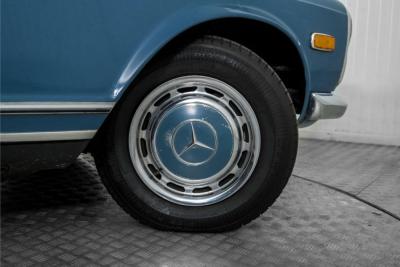 1969 Mercedes - Benz 280