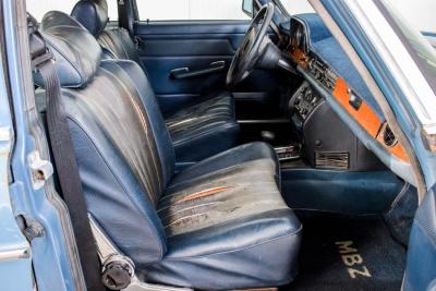 1976 Mercedes - Benz 300d