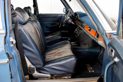 1976 Mercedes - Benz 300d