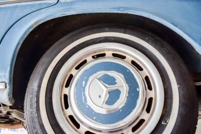 1976 Mercedes - Benz 300d