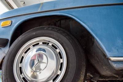 1976 Mercedes - Benz 300d