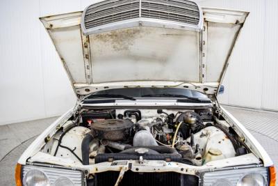 1982 Mercedes - Benz 240 D