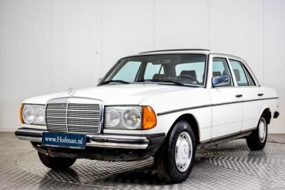 1982 Mercedes - Benz 240 D
