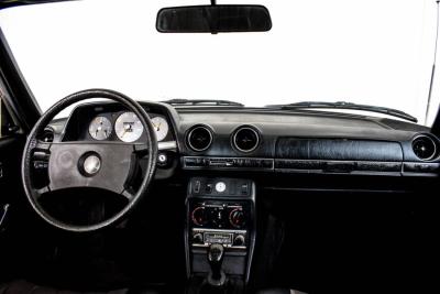 1982 Mercedes - Benz 240 D