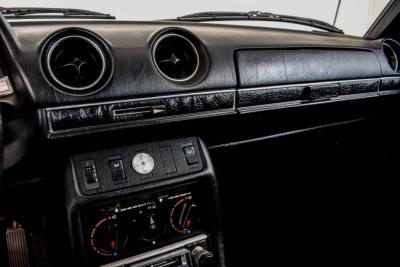 1982 Mercedes - Benz 240 D