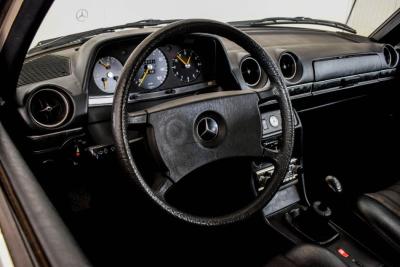 1982 Mercedes - Benz 240 D