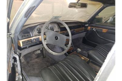 1982 Mercedes - Benz 300-serie