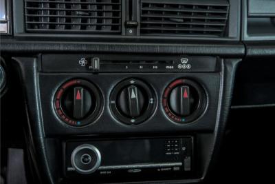 1985 Mercedes - Benz 190