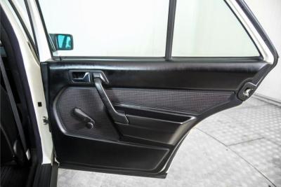 1985 Mercedes - Benz 190