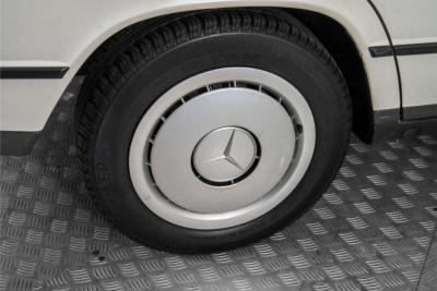 1985 Mercedes - Benz 190