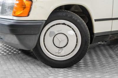 1985 Mercedes - Benz 190D 2.0