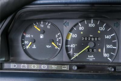 1985 Mercedes - Benz 190D 2.0