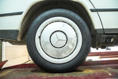 1985 Mercedes - Benz 190D 2.0